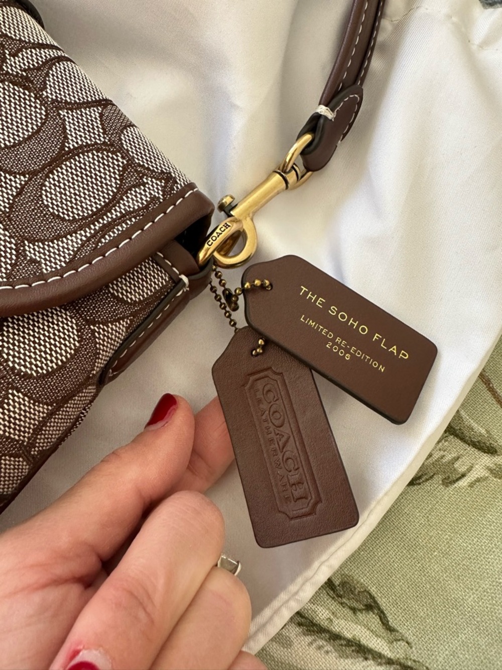 Coach SoHo Flap Bag Limited Re-edition Brown Signature-Print with Gold Buckle - Picture 11 of 16